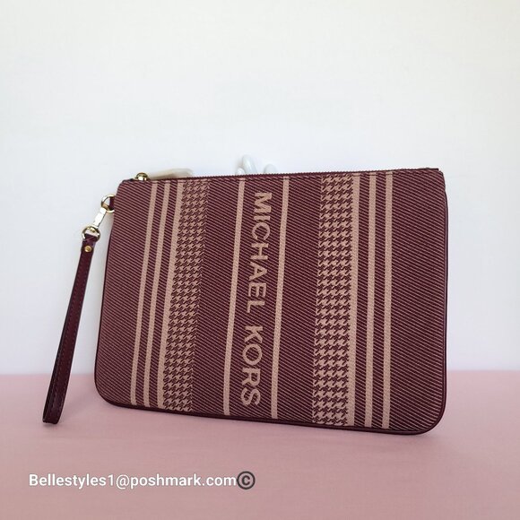 MICHAEL KORS Jet Set Signature Jacquard Large Zip Pouch Wristlet- Dark Berry ⭐ - Picture 4 of 16